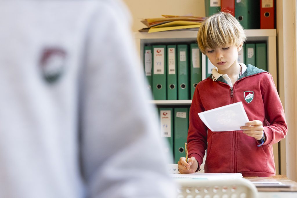 British school vs. international school